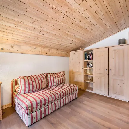 1 Et Mezzanine A Avec Balcon Et Animaux Admis - Fr-1-453-57