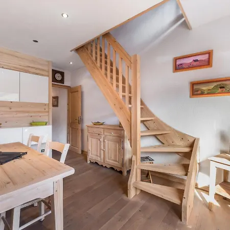 Apartment T2 + Mezzanine A Megeve, Proche Centre, Balcon Sud, Wifi, Chien/chats Ok - Fr-1-453-57 *