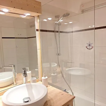 T2 + Mezzanine A Megeve, Proche Centre, Balcon Sud, Wifi, Chien/chats Ok - Fr-1-453-57 *